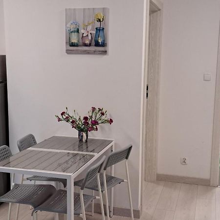 Apartament Mila Z Duzym Tarasem I Miejscem Parkingowym Kolobrzeg Exterior photo