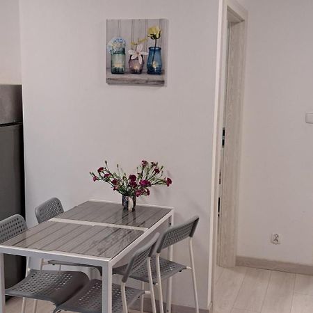 Apartament Mila Z Duzym Tarasem I Miejscem Parkingowym Kolobrzeg Exterior photo