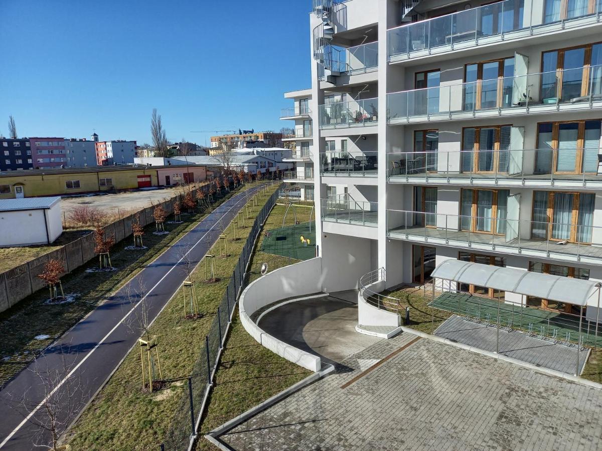 Apartament Mila Z Duzym Tarasem I Miejscem Parkingowym Kolobrzeg Exterior photo