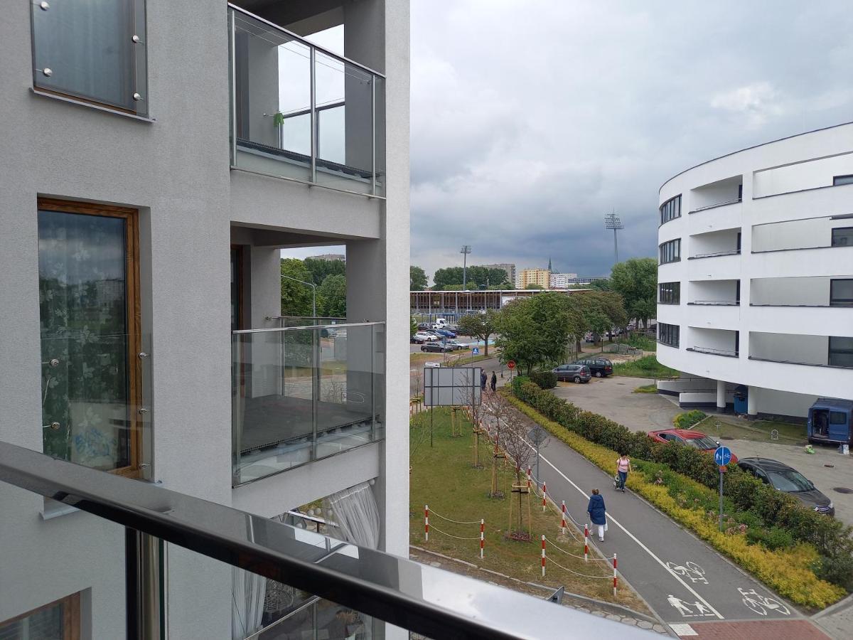 Apartament Mila Z Duzym Tarasem I Miejscem Parkingowym Kolobrzeg Exterior photo