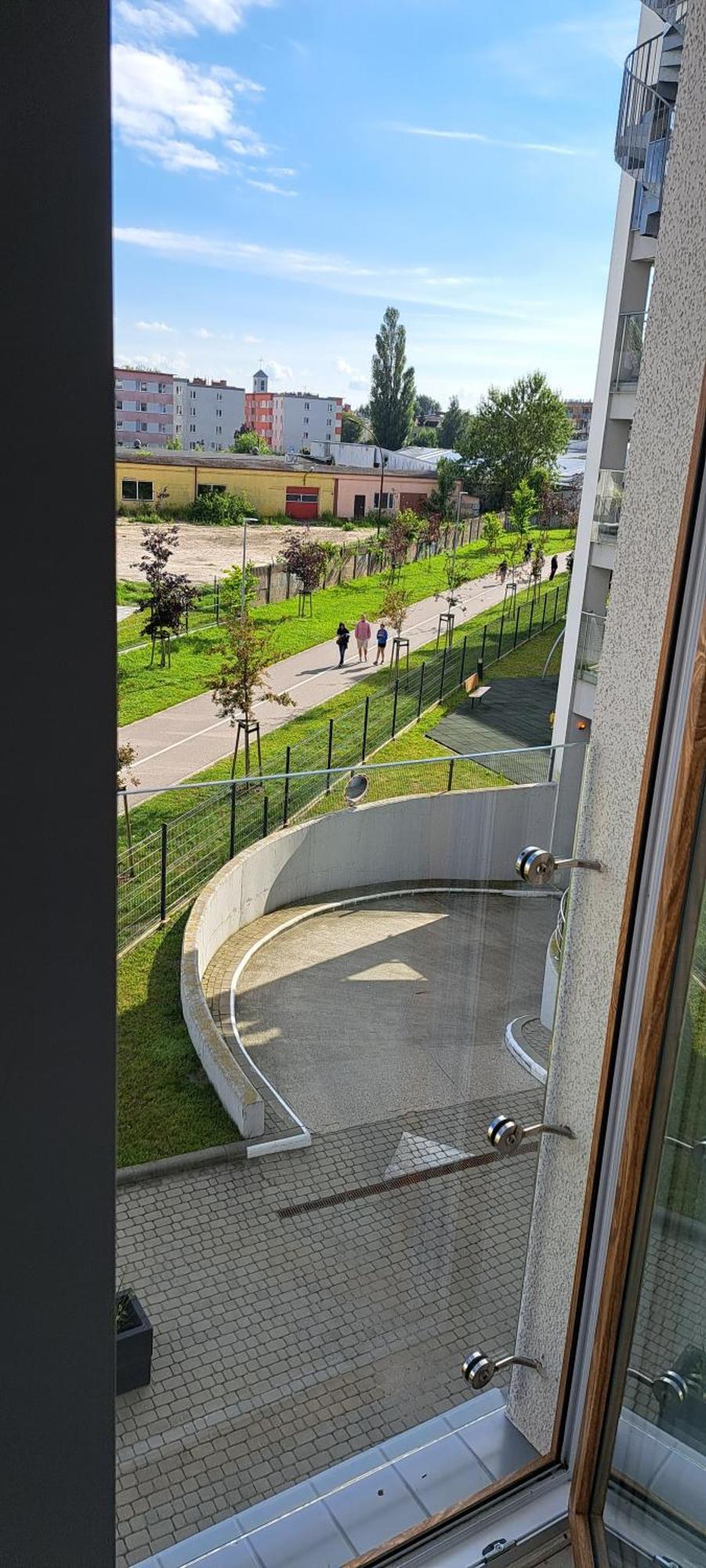 Apartament Mila Z Duzym Tarasem I Miejscem Parkingowym Kolobrzeg Exterior photo
