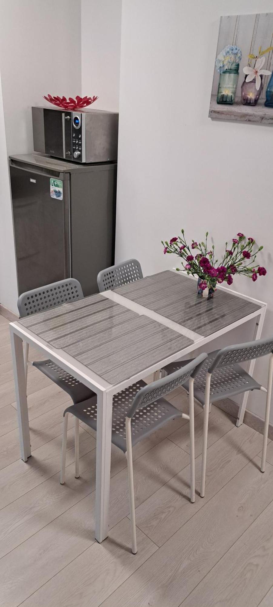 Apartament Mila Z Duzym Tarasem I Miejscem Parkingowym Kolobrzeg Exterior photo